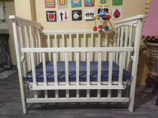 Baby Crib with foam + FREE mobile and stroller