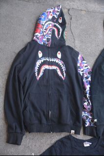 BAPE SHARK OFF WITH FLAWS: 2 PENHOLES ON RIGHT SIDE OF POCKET