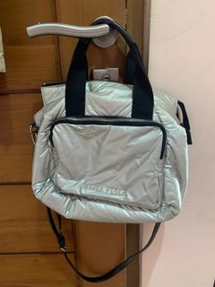 (Kategori: ) berada di . Dikirim oleh tsaney (ID iklan 1309947627, Gambar 1). Deskripsi: .