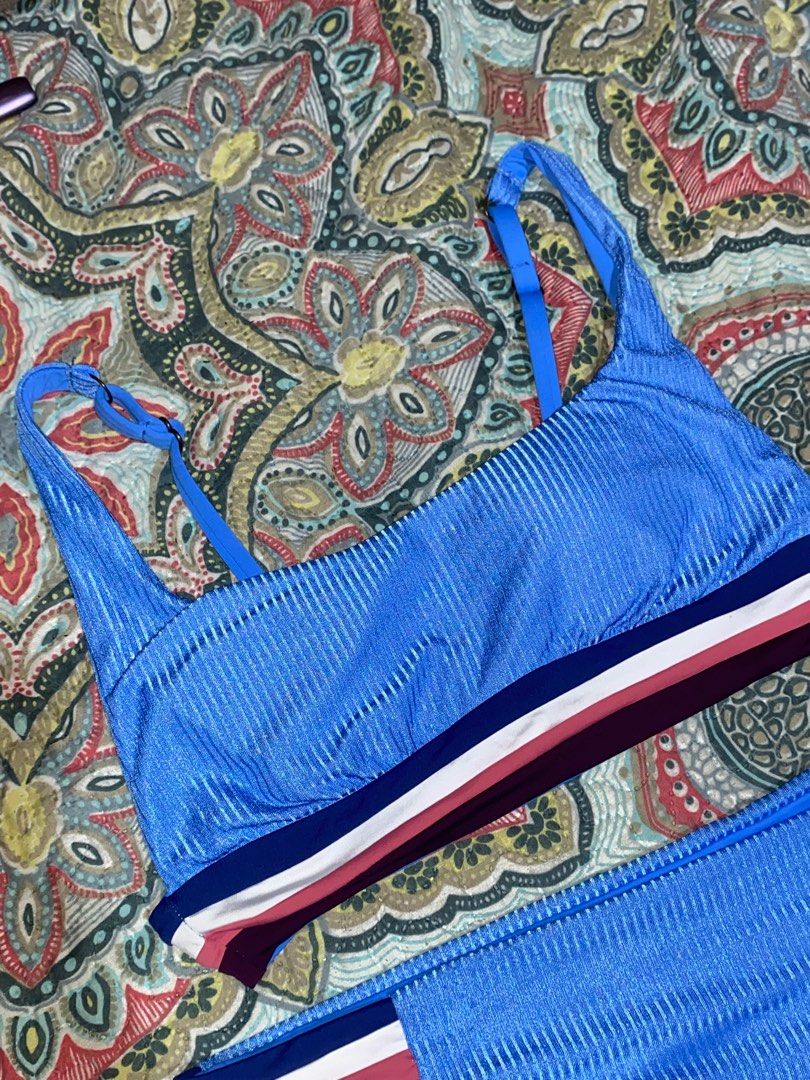 Blue bikini set (Category: Bikinis & Swimsuits) located in Cagayan de Oro. Submitted by vgiveraaa (Listing ID 1310009076, Image 2). Description: .