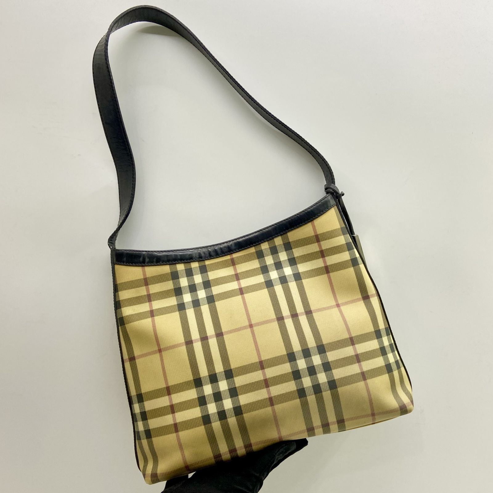 Burberry bags torn shop