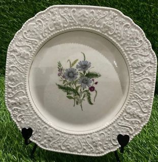 C8 Vintage Royal Couldon Woodstock Bristol England Ironstone Cornflower Crazing Plate Oldest Pottery Established 1652 with Backstamp 8.5” inches, 1pc available - P450.00