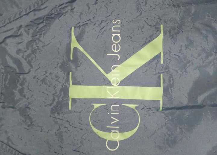 CALVIN KLEIN 90S VINTAGE COACH JACKET (Category: Coats, Jackets and Outerwear) located in Caloocan City. Submitted by joooles (Listing ID 1310057417, Image 3). Description: 23 by 28 Wrinkled.