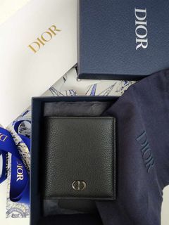 Christian Dior Vertical Wallet