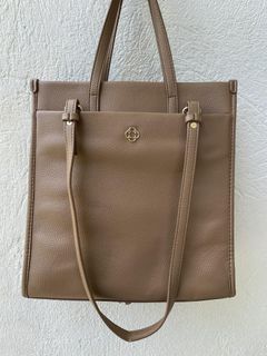 CLN brown leather tote bag/shoulder bag