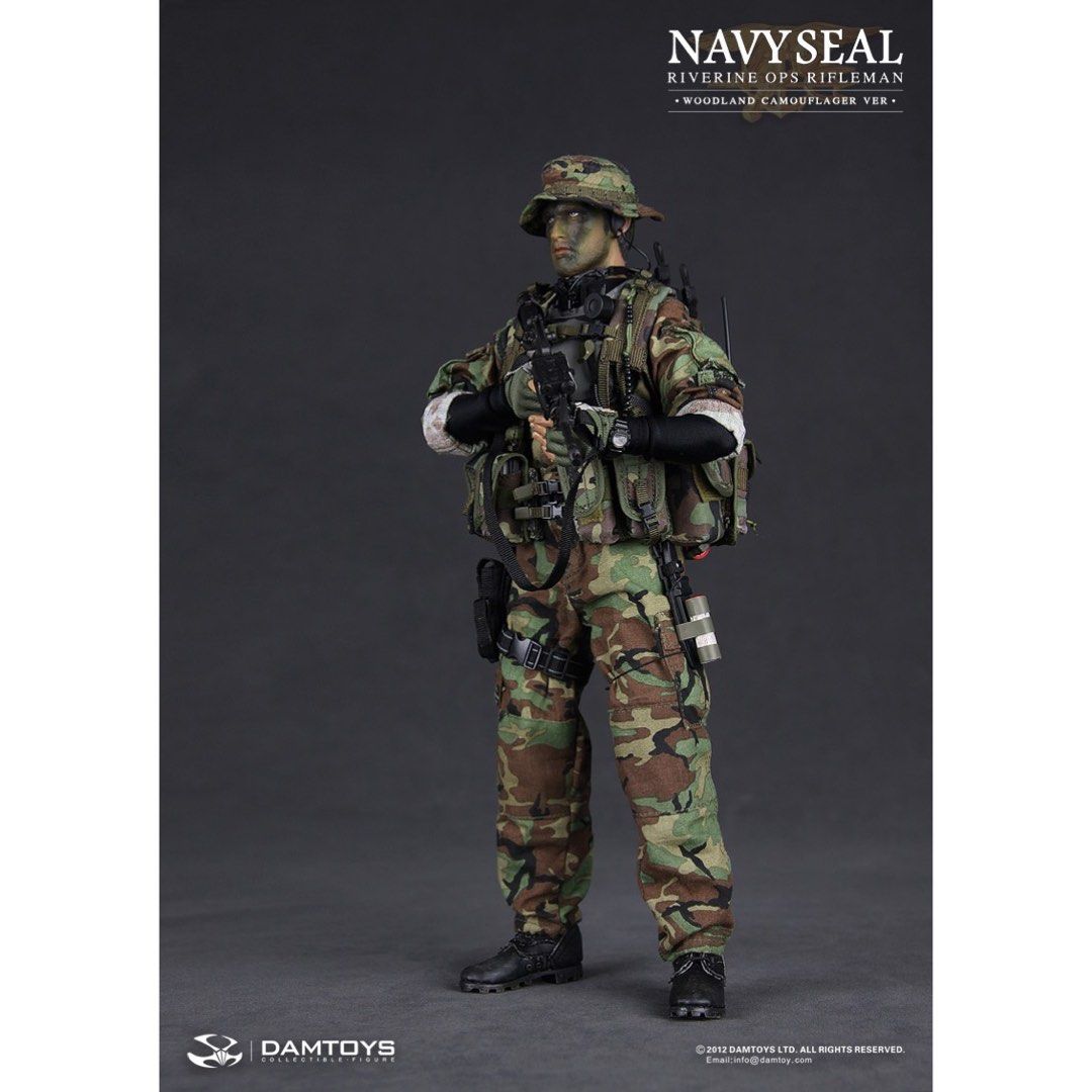 Dam Toys 1/6 U.S. Navy SEAL Riverine Ops Rifleman (Woodland