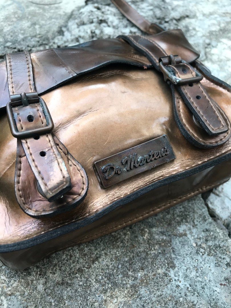 Dr martens sling bag hotsell