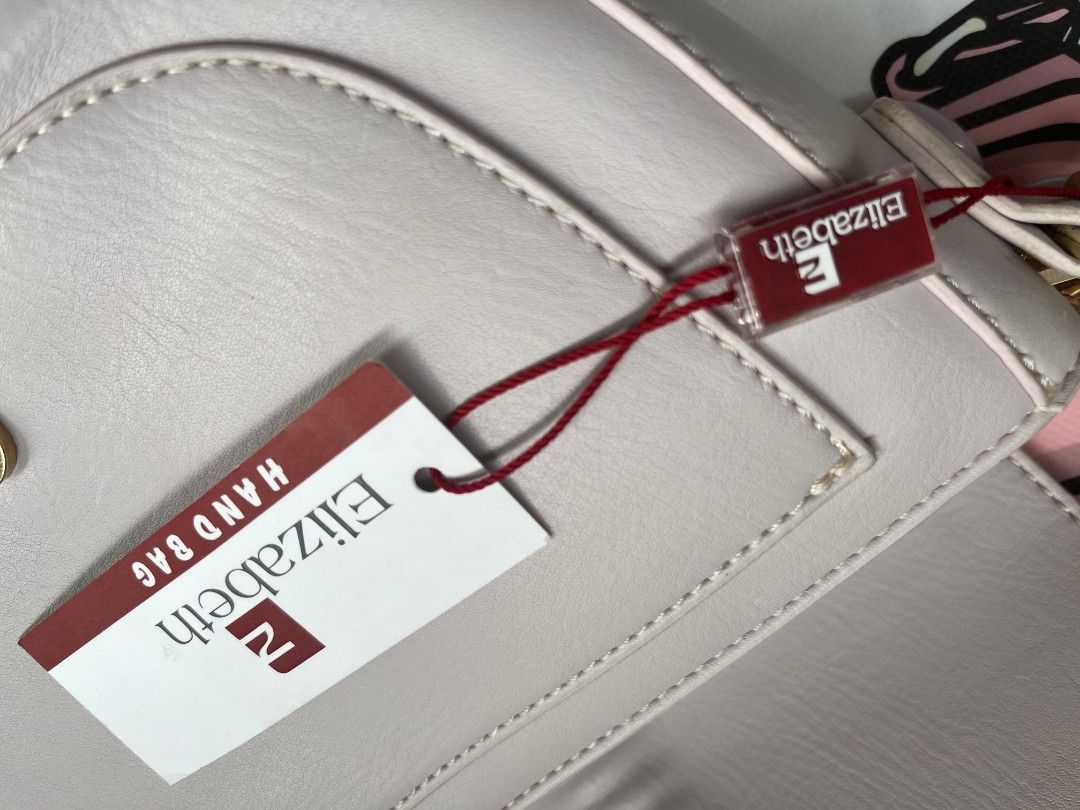 Elizabeth bag, Fesyen Wanita, Tas & Dompet di Carousell