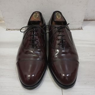 Florsheim Lace Up Cap Toe Burgundy Leather Shoes

Size: 7.5