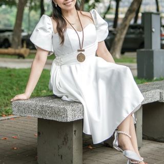 FOR RENT!! Modern Filipiniana White Graduation Gown