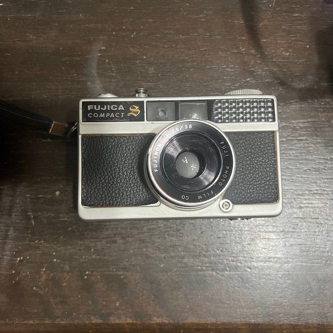 フィルムカメラ fujica compact S 135フィルムカメラ】80％新品フジカコンパクトS大口径f2.5メカニカル