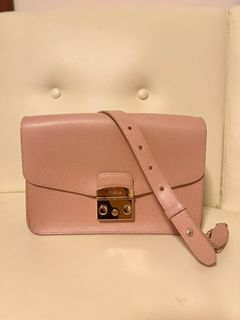 （分類：）位於 。 由 shtchan 提交（商品編號 1310045807，圖片 1）。簡介： 。