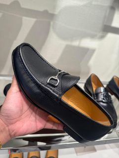 Gucci Ayrton Leather Loafer