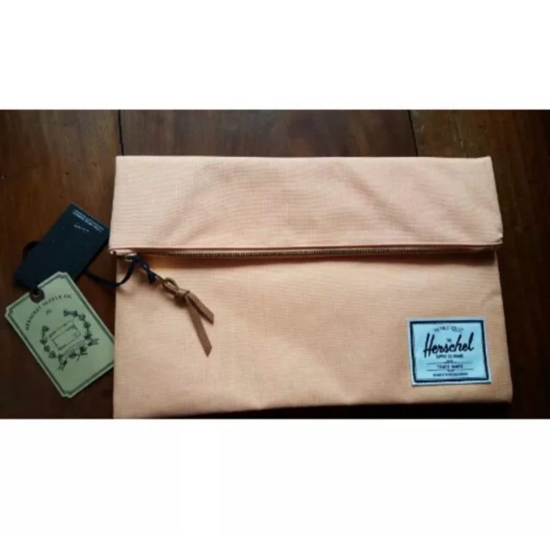 HERSCHEL FOLOVER CARTER CANVAS CLUTCH LARGE Mango Hobbies Toys Travel Travel Essentials Accessories on Carousell
