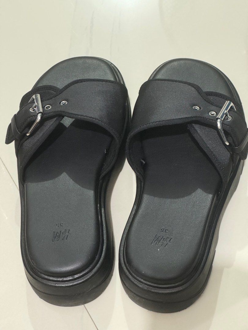 H&m flip flops 2025