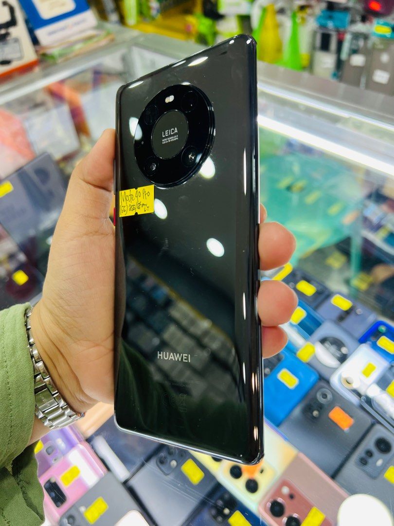 Huawei Mate 40 Pro 256gb Global (Category: Huawei) located in San Juan City. Submitted by javedsgadgetshop (Listing ID 1309900669, Image 2). Description: OPEN FOR INSTALLMENT VIA CREDIT CARD/GGIVES/SPAY/BILLEASE & SWAP/TRADE-IN! WE BUY AND SELL ( ANYKINDS OF UNIT BINIBILI PO NAMIN)! PTPA : Padelete po f bawal Read ❗️Onhand ‼️ Huawei Mate 40 Pro •256gb •NTC Variant •Good batt health •Factory Unlock •95% Smoothness •No hidden issue | No Repaired •1