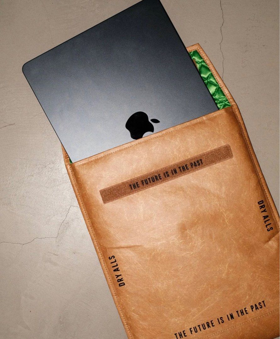Human Made Laptop Sleeve 14 / 16 inch, Computers & Tech