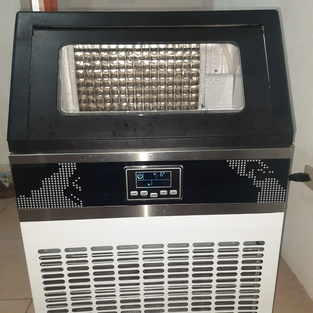 Ice cube machine maker (Category: Ice-cream Makers) located in Manila. Submitted by jaycyne.lorzano (Listing ID 1309983769, Image 2). Description: Ice maker machine - ice tube machine Can produce 150kg per day - oks pang negosyo Shipping nationwide Message to inquire.
