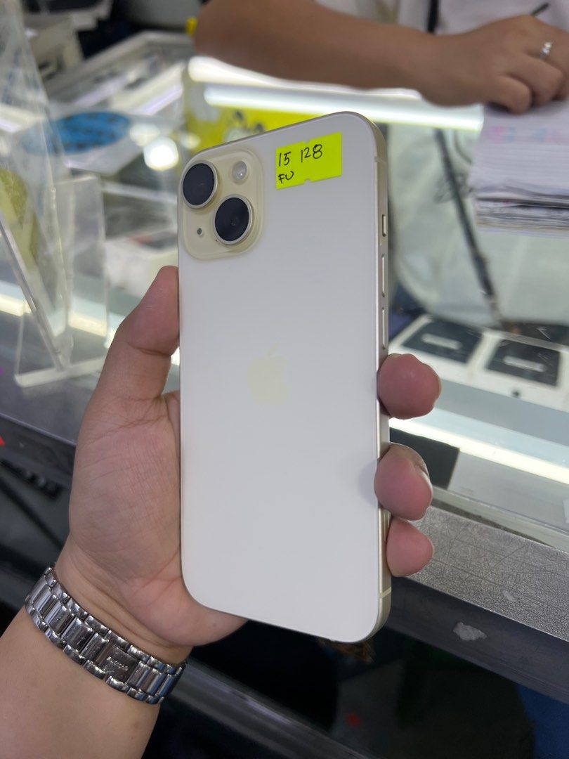 Iphone 15 128gb 94% batt FU (Category: iPhone 15 Series) located in San Juan City. Submitted by javedsgadgetshop (Listing ID 1310031512, Image 2). Description: OPEN FOR INSTALLMENT VIA CREDIT CARD/GGIVES/SPAY/BILLEASE & SWAP/TRADE-IN! WE BUY AND SELL ( ANYKINDS OF UNIT BINIBILI PO NAMIN)! PTPA : Padelete po f bawal Read ❗️Onhand ‼️ Iphone 15 •128gb •NTC Variant •94% batt health •Factory Unlock •95% Smoothness •No hidden issue | No Repaired •100% 