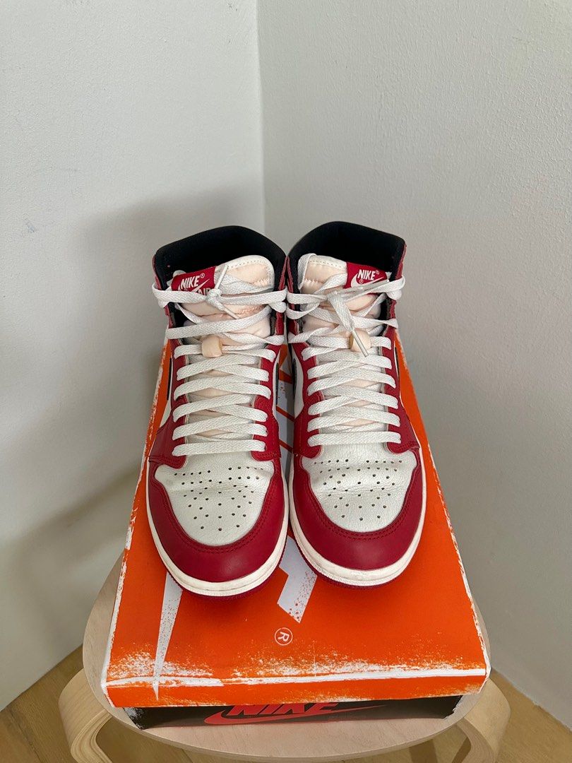 Jordan 1 AS PACK Retro High OG Lost and Found US 9 (Category: Sneakers) located in Pasig City. Submitted by sheadeclutterist (Listing ID 1309963002, Image 3). Description: JORDAN 1 RETRO HIGH OG LOST & FOUND 9 US -Excellent used condition -Original box and extra laces included.