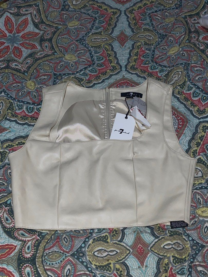 Leather crop top (Category: Others Tops) located in Cagayan de Oro. Submitted by vgiveraaa (Listing ID 1309997088, Image 1). Description: Brand new! never been worn! the quality is so good, not thick leather so its not so init on skin..