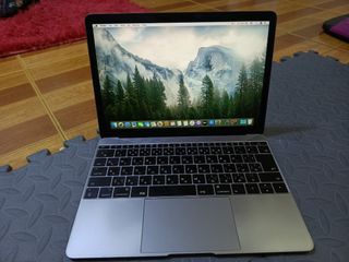 MacBook 12 2017 8 GB ram Core M3 256 SSD color space gray