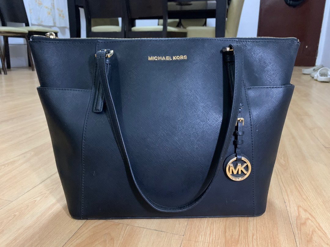 Michael Kors LG EW TZ Tote Women s Fashion Bags Wallets Shoulder Bags on Carousell