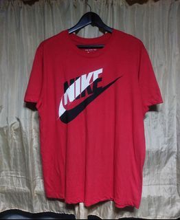 Nike Men's Tshirt