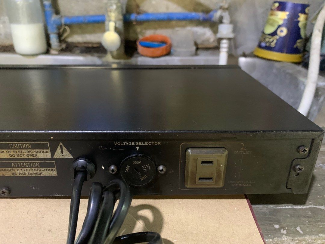 PIONEER GRAPHIC EQUALIZER GR-333 AC 110-220 VOLTS 50/60 HZ 6 WATTS MADE ...