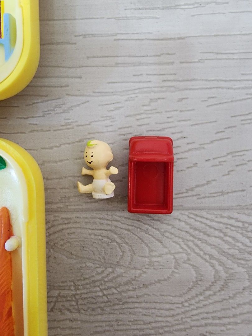 Polly pocket midge's play school online