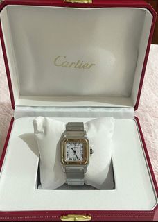 Pre- owned Cartier  Santos  Galbee
💯 authentic
In excellent condition
32mm
Sapphire crystal
White dial with date display @ 3 
18k solid gold bezel
18k gold & steel bracelet
Automatic movement
Swiss made
7.1 inches wrist size or smaller