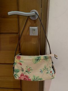 (Kategori: ) berada di . Dikirim oleh tsaney (ID iklan 1309950079, Gambar 1). Deskripsi: .