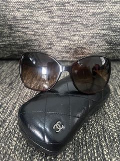 Preloved  Authentic Chanel Sunglasses Shades