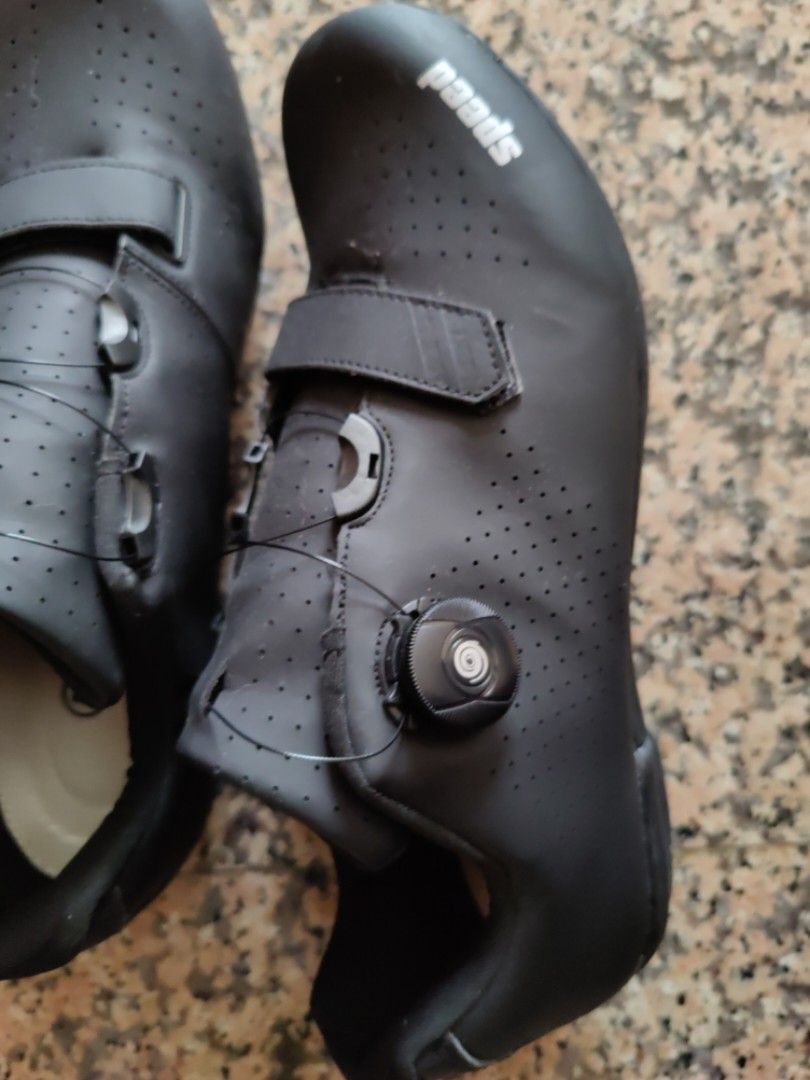 Road cycling shoes almost new used for 5 times