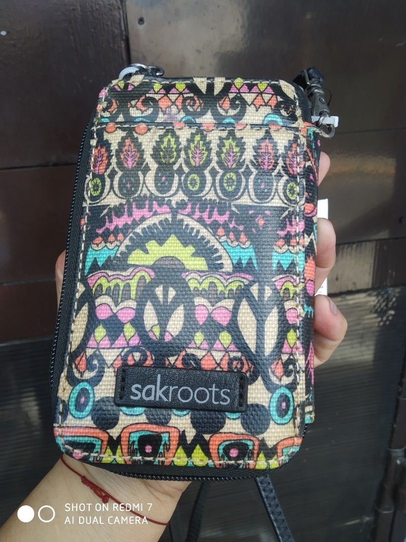 Sakroots wallet sling bag Women s Fashion Bags Wallets Cross body Bags on Carousell