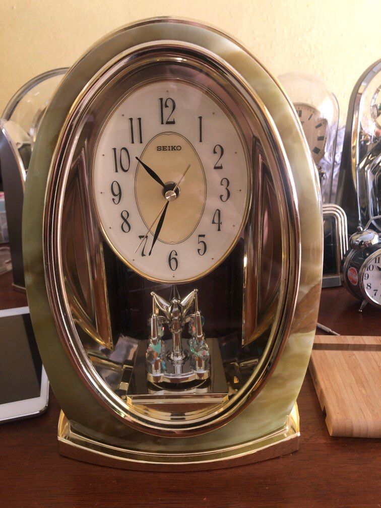 Seiko Mantle Clock with rotating Swarovski Crystal Pendulum, Furniture