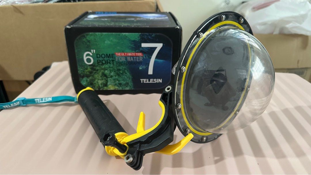 Telesin Dome for Go Pro 5 6 7 (Category: Video Cameras) located in Orion. Submitted by prettymuch01 (Listing ID 1309972806, Image 2). Description: Box and accessories intact.