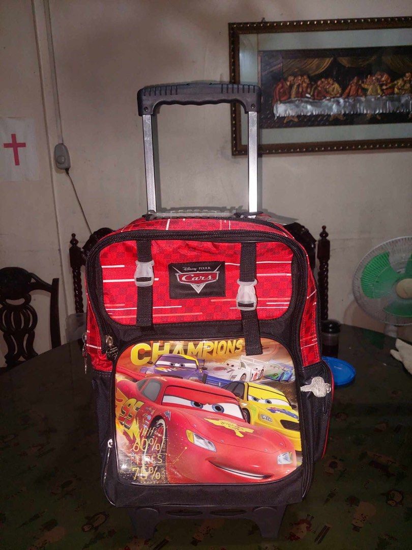 Trolly Bag (Category: Everything Else Others) located in Manila. Submitted by jennygonzalez2011 (Listing ID 1310064182, Image 2). Description: Backpack/Trolley , - Wide Open Compartment , - Four Spinner Wheels , - Water Jug Holder , - Front Zip Up Pocket , - Right Side Zip Up Pocket.