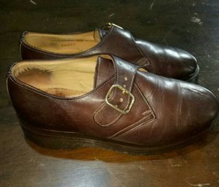 Vintage DR MARTENS shoes