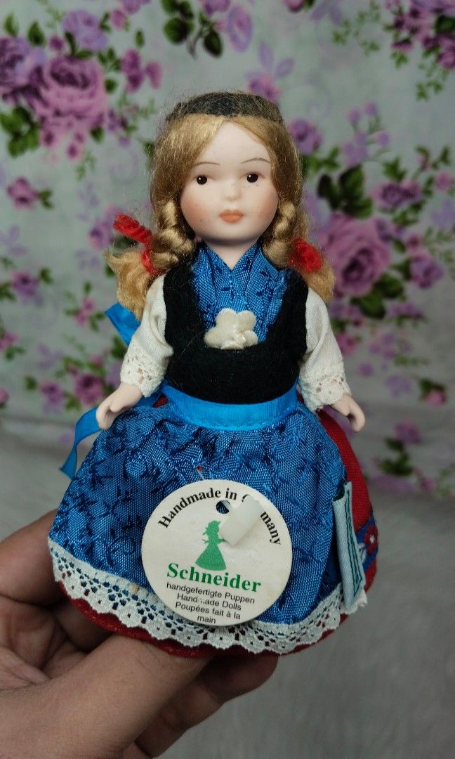 Schneider handmade dolls discount
