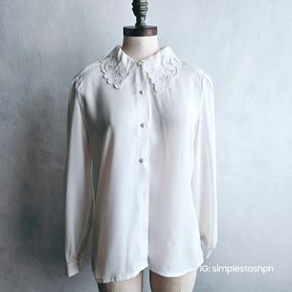WANG LAI OFF WHITE LONGSLEEVES BLOUSE WITH EMBROIDERED COLLAR DETAILS
