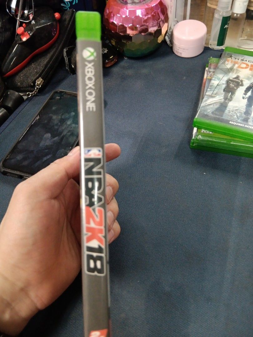 Xbox One Nba 2k18 (Category: Xbox) located in Manila. Submitted by ayinong0453384 (Listing ID 1309913178, Image 3). Description: item is in excellent condition like new mint pm for order.