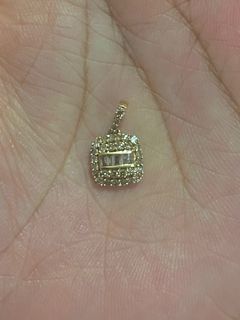 .30 ct diamonds k18 Japan Gold Pendant