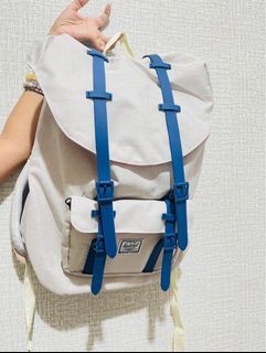 Auth Herschel Little America backpack