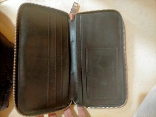 Authentic Marc Jacobs Genuine Leather Zip Around Long Wallet