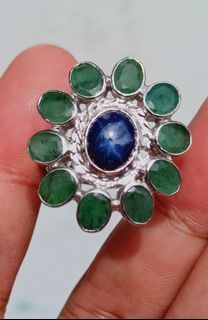 AVAILABLE ON HAND: Natural 6-RAYS STAR SAPPHIRE & EMERALD combi cocktail ring