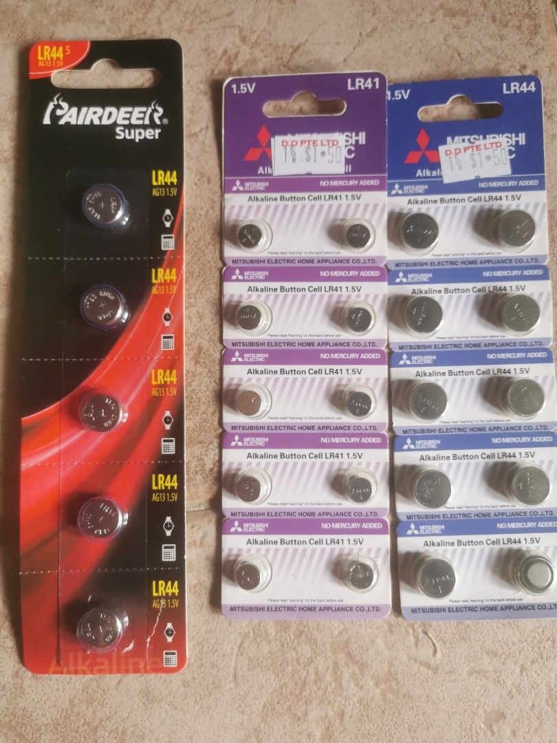 Button cell (Category: Batteries & Chargers) located in Singapore. Submitted by jlt325 (Listing ID 1310128794, Image 1). Description: Pairdeer-LR44(1 pc opened) expiry 08-2025 Mitsubishi - LR41 (1pc opened) ED 09/22 Mitsubishi -LR44(1pc opened) ED 09/22 Only $1 for Pairdeer, 2 mitsubishi FREE.