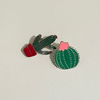 Cactus metal brooch | totebag brooches with lock | anik anik | sold as set