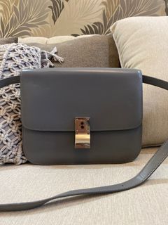 (Category: ) located in . Submitted by stylehub.mnl (Listing ID 1310136865, Image 1). Description: .