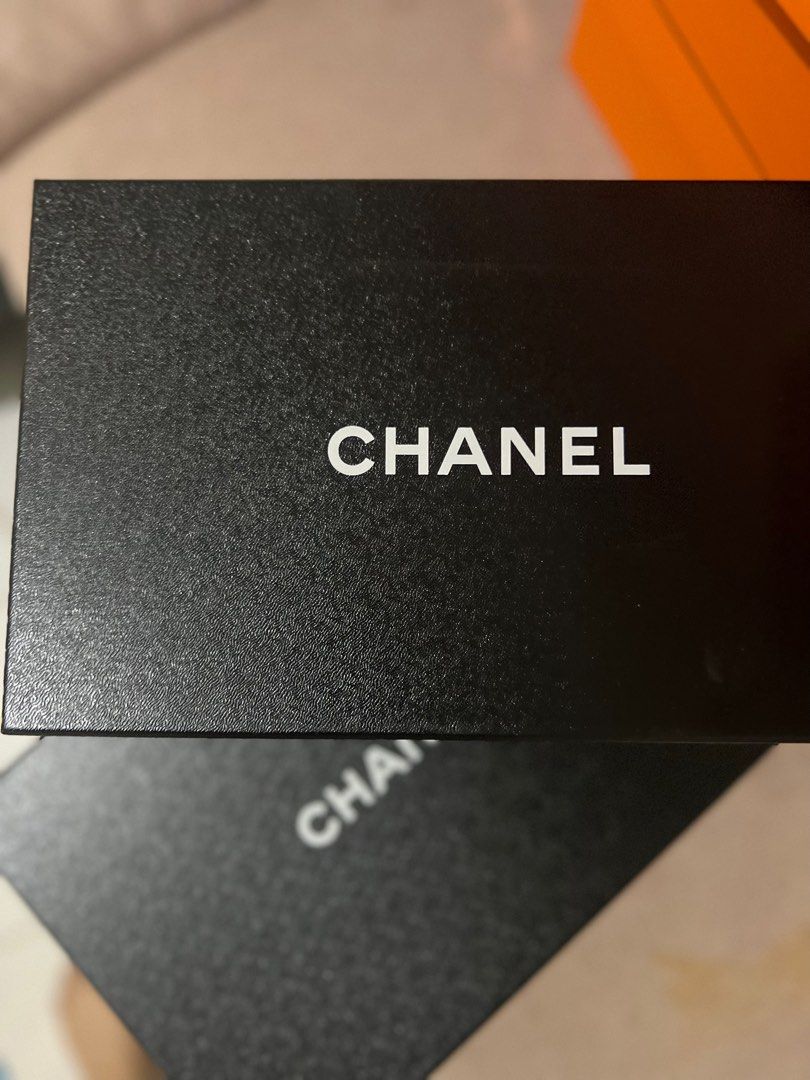 Chanel Box (Category: Luxury Accessories) located in Quezon City. Submitted by _cherryontop_ (Listing ID 1310193506, Image 1). Description: new boxes 1pc 16.5x28.5x9 1pc 20x30x9.5.
